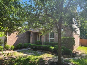 Building Photo - 20676 Oakhurst Meadows Dr