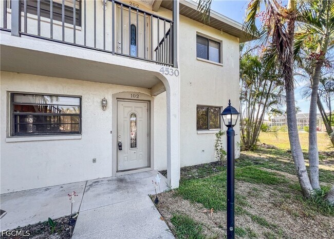 Foto del edificio - 4530 SW 10th Ave