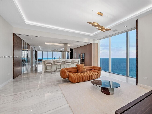 Building Photo - 17901 Collins Ave
