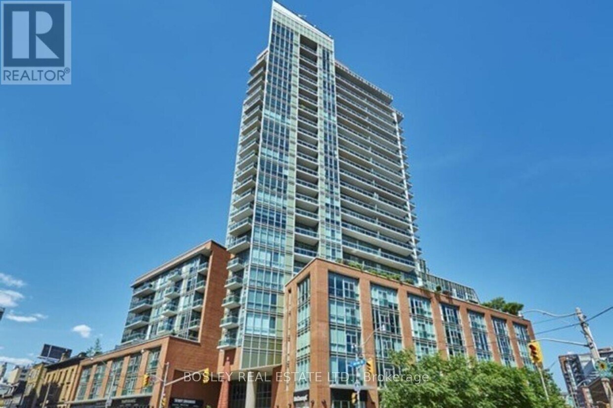 Primary Photo - 112-S112 George St