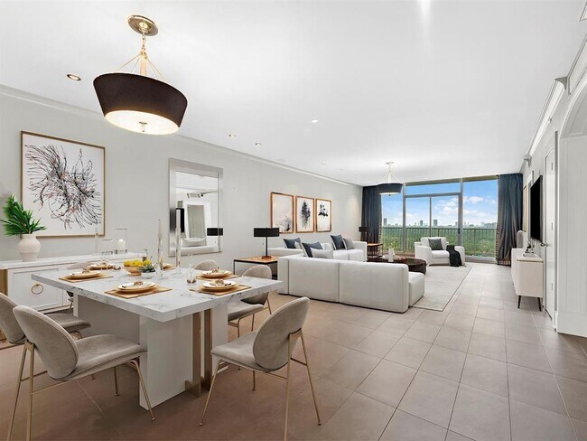 Foto del edificio - 121 N Post Oak Ln