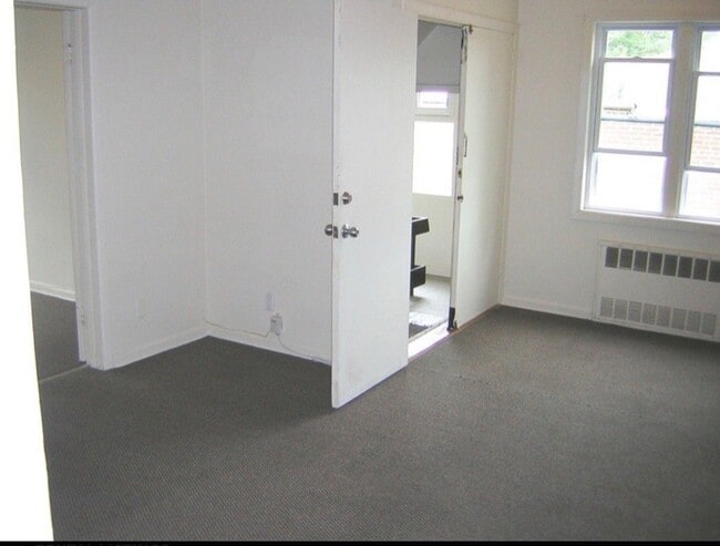 Foto del edificio - 45-45-4159 159th St