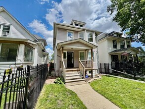 Building Photo - 2047 N Lavergne Ave