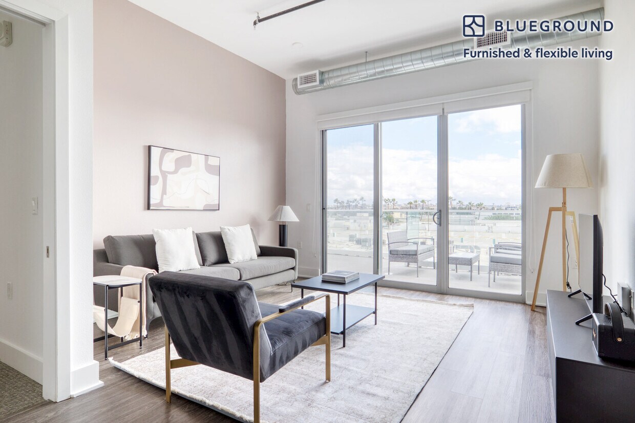 4210 Del Rey Ave Unit FL6ID966, Marina del Rey, CA 90292 Room for