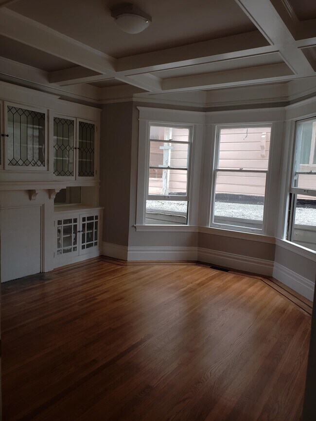 Foto del edificio - 144 Hugo St