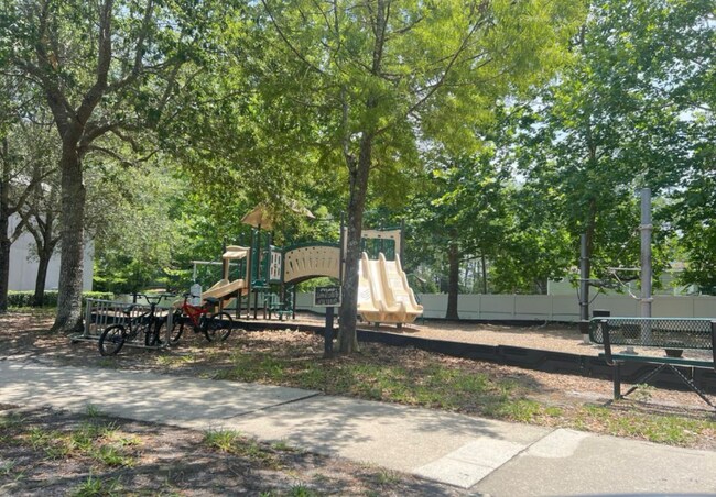 Building Photo - 6099 Maggies Cir