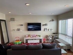 Building Photo - 2900 Madison Ave