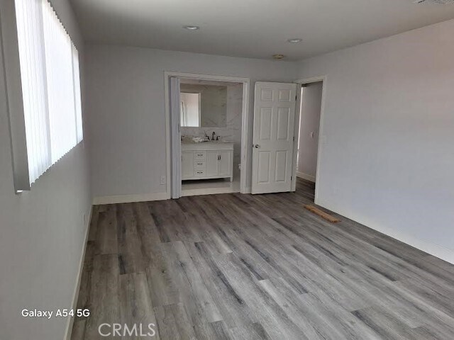 Building Photo - 1064 Davis Ave