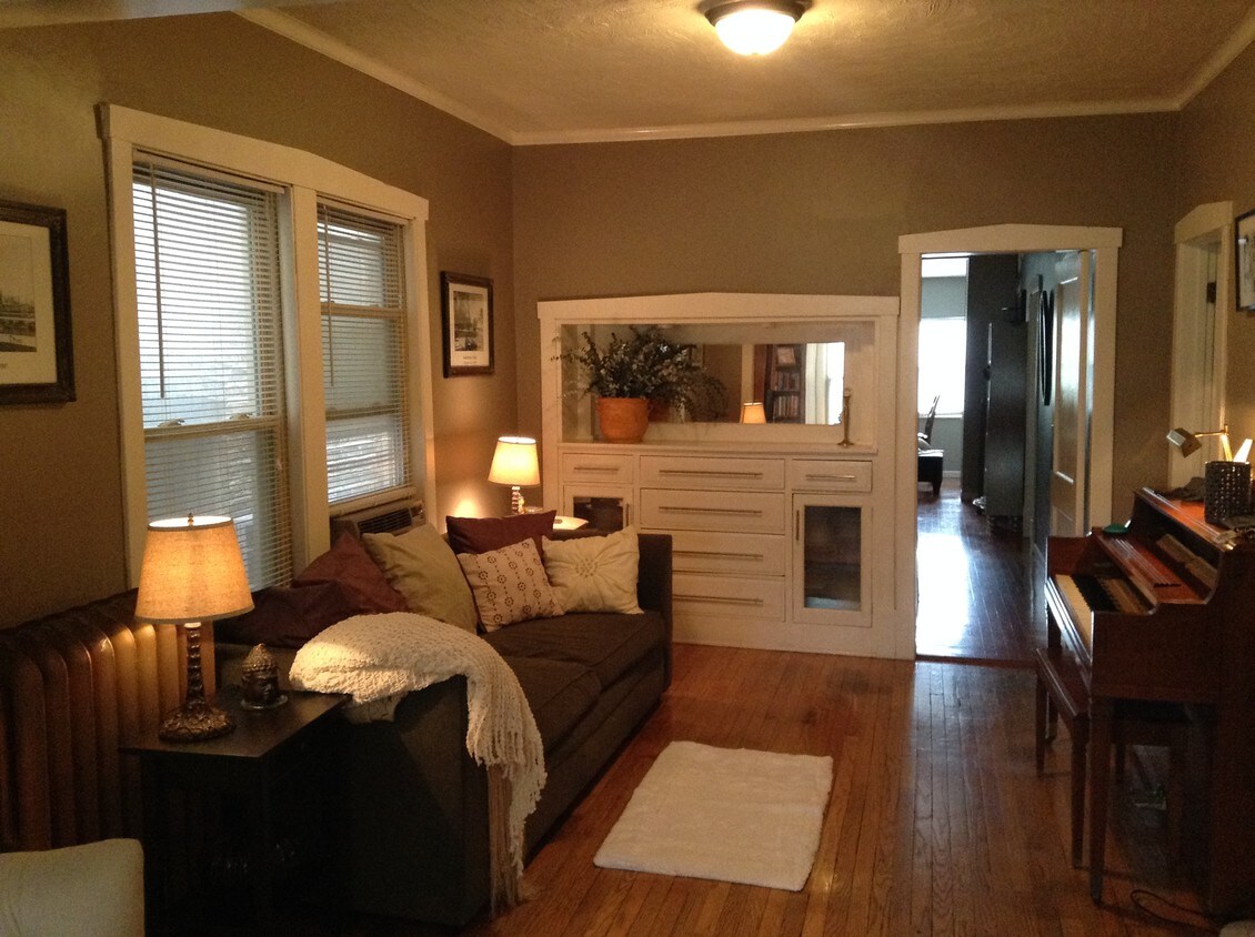 Foto principal - 2732 N Monticello Ave