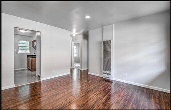 Building Photo - 605 E McLemore Ave
