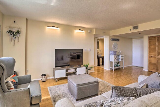 Foto del edificio - 701 S Madison Ave