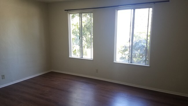 Sala de estar - 1537 Schiller St