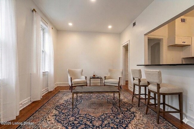 Photo - 409 W Gaulbert Ave House