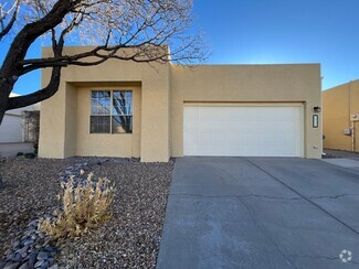 Building Photo - 7916 Woodwind Dr NE