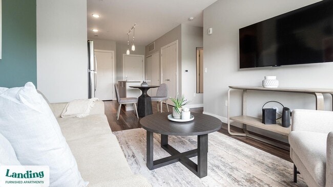 Building Photo - 1010 Enclave Blvd