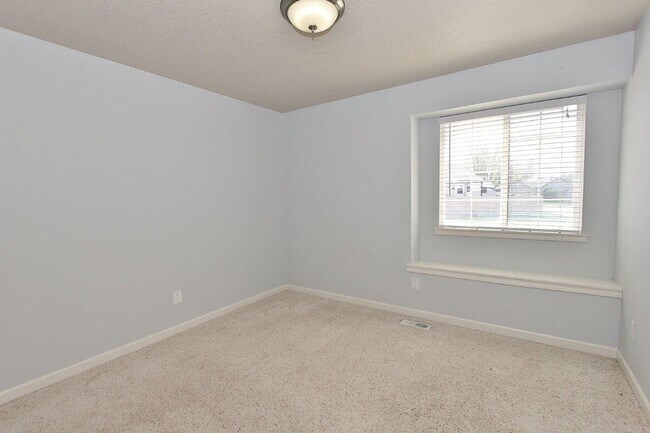 Foto del edificio - Clean Single-Level Home in Quiet Neighborhood