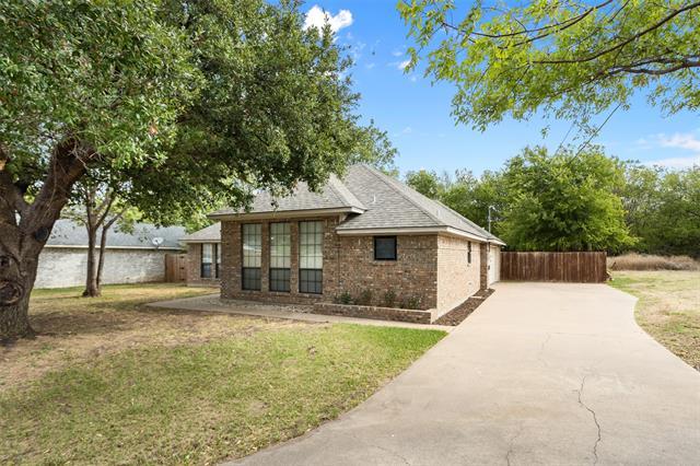 Foto del edificio - 3131 Shady Grove Cir
