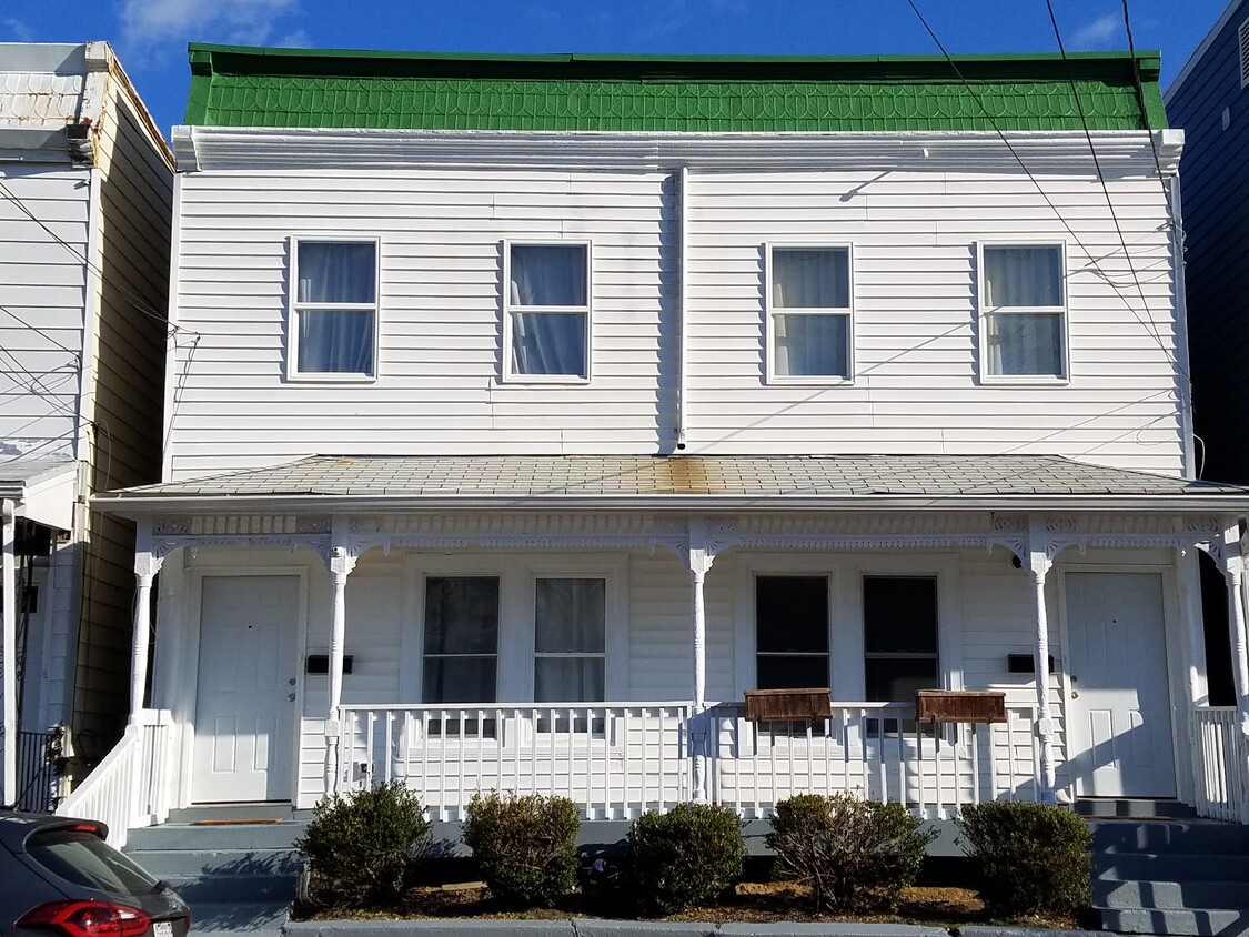 2908 E Leigh - 2908 E Leigh St (Richmond, VA)
