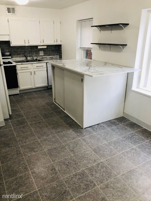 Primary Photo - 2 br, 1 bath Condo - 12 Sherman Ter