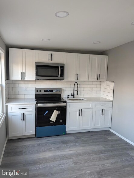 Foto del edificio - 246 Pierce St