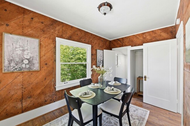 Foto del edificio - 179 College Way