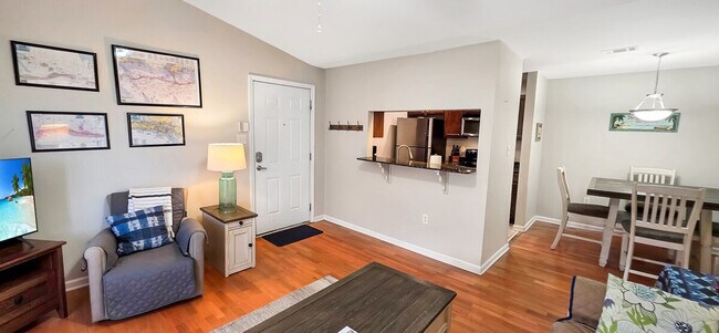 Foto del edificio - 2421 Beachview Dr