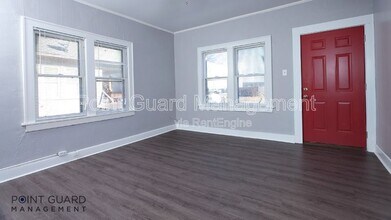 Building Photo - 135 S Minneapolis St