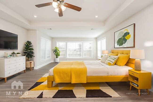 Building Photo - 584 Michigan Cir