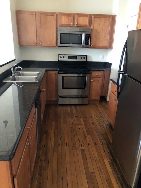 Foto del edificio - 525 E Grace St