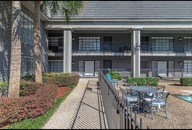 Foto del edificio - 2322 Richton St