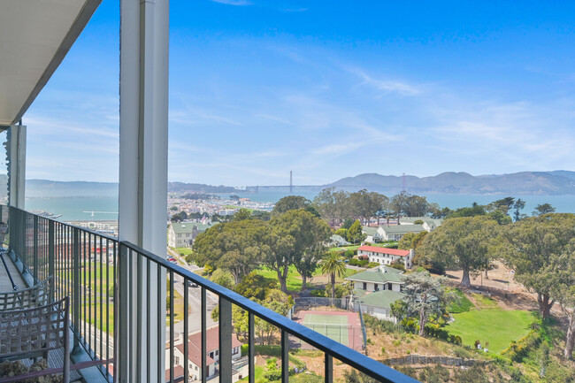 Foto del edificio - 1050 North Point St