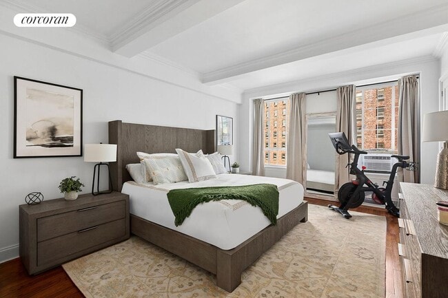 Foto del edificio - 350 W 57th St