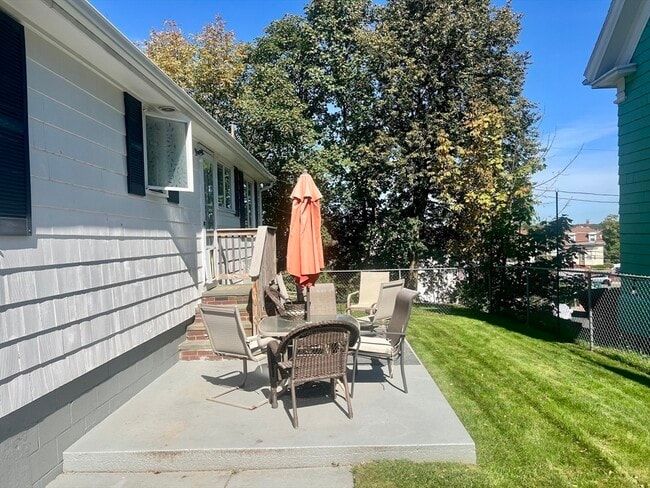 Foto del edificio - 24 Lily St