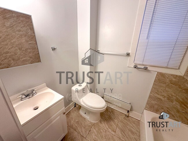 Foto del edificio - 4722 Longshore Ave