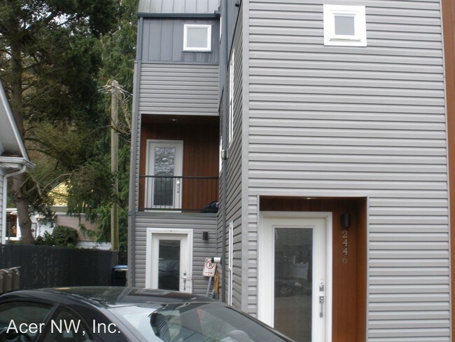 Building Photo - 2446 55th Ave SW
