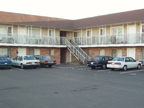 Foto del edificio - Wood Oak Apartments