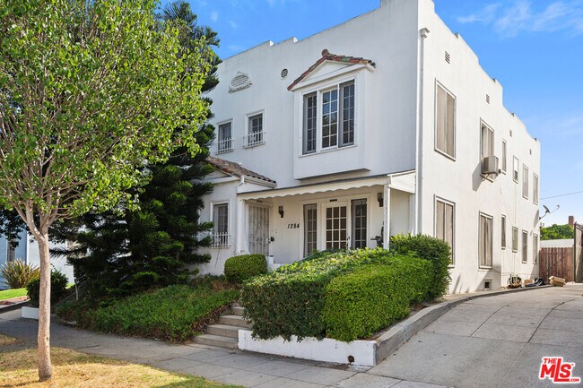 Foto del edificio - 1282 Queen Anne Pl