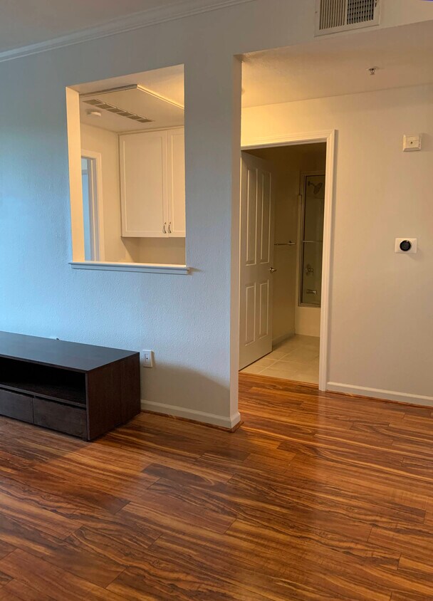 1982 W Bayshore Rd Unit 113, East Palo Alto, CA 94303 Condo for Rent