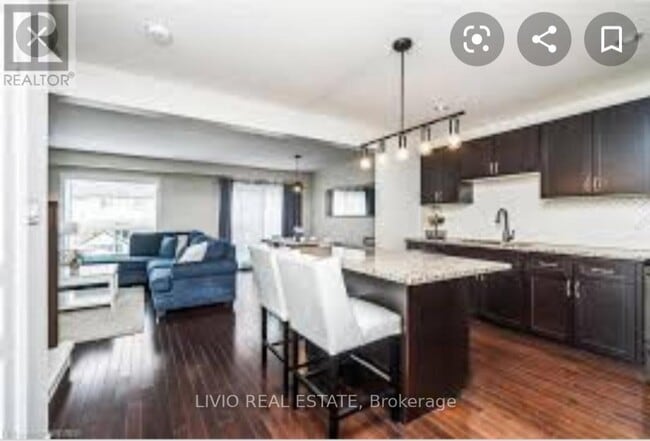 Building Photo - 204 Couling Crescent