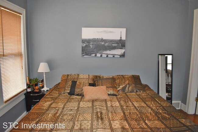 Foto del edificio - 3 br, 2 bath House - 408 W. Calhoun