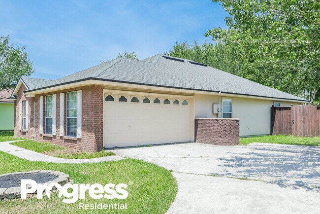 Building Photo - 7717 Fawn Lake Dr S