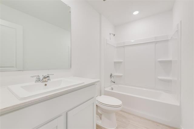 Foto del edificio - 727 Ponderosa Ln