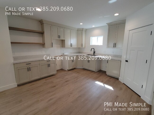 Building Photo - NEW Spacious Apartment in Saratoga Springs...