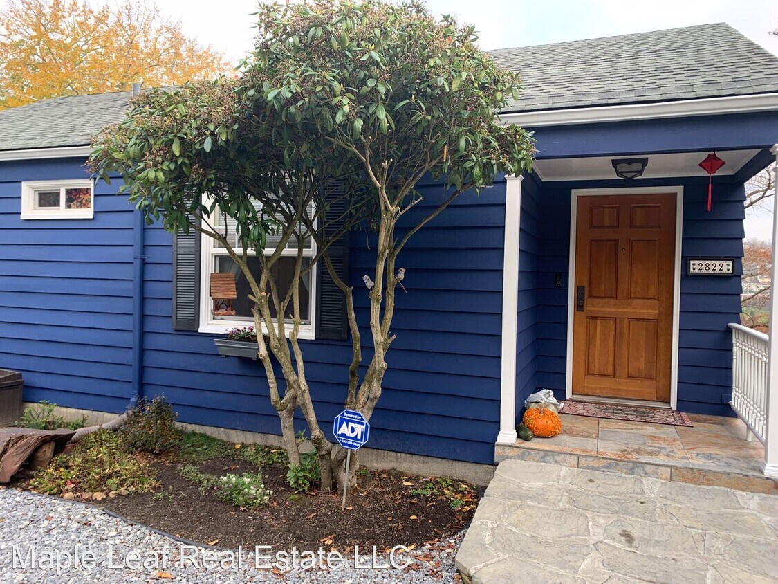 Primary Photo - 3 br, 2 bath House - 2822 23rd Ave W
