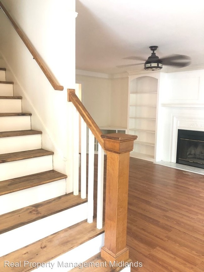 Building Photo - 3 br, 2.5 bath House - 16 Castle Vale Dr