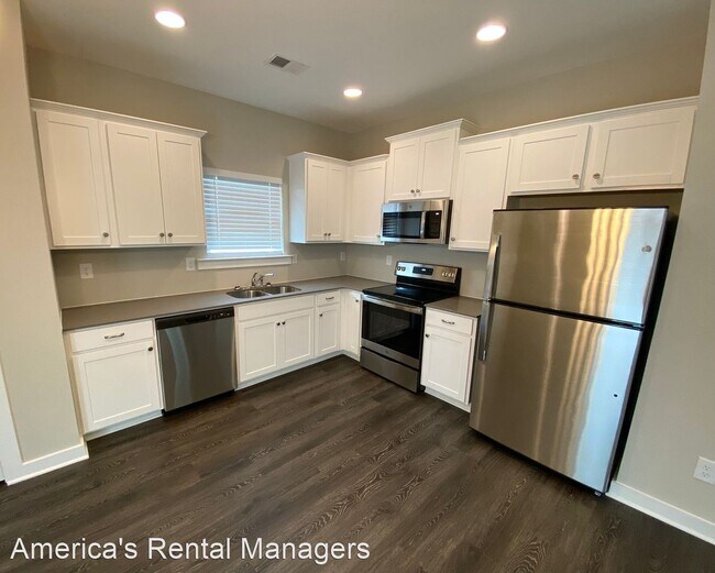 Building Photo - 4 br, 2 bath House - 73 Ballington Way