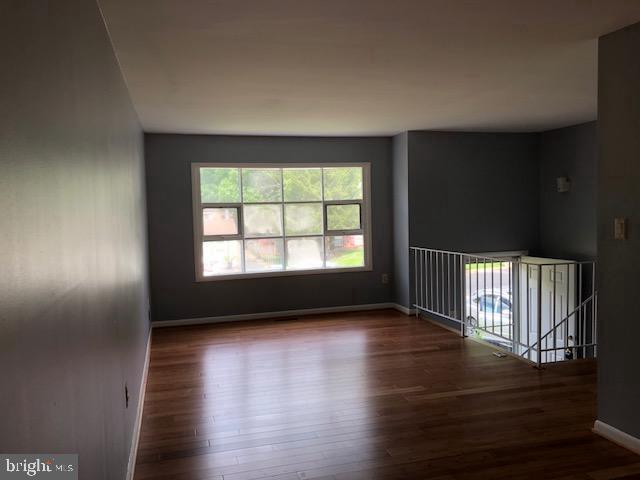 Foto del edificio - 14358 Springbrook Ct