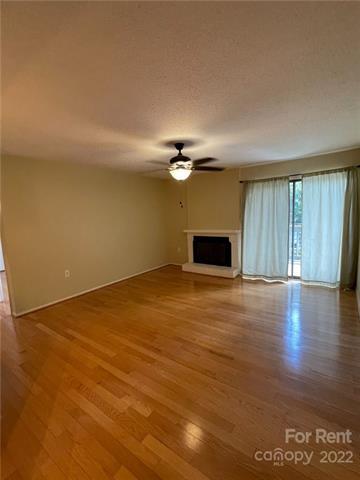 Foto del edificio - 4912 Sardis Rd