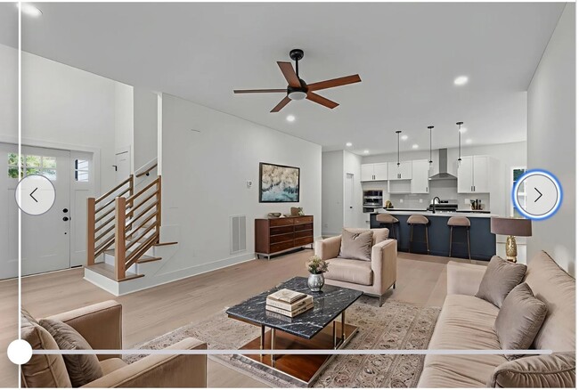 Foto del edificio - 229 Hickory Glen Ln