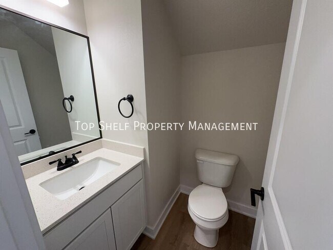 Foto del edificio - 232 Bristlecone Dr
